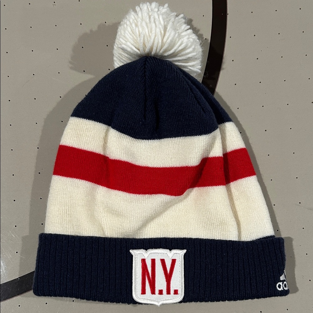 Adidas Navy and Red Beanie with Pom NEW YORK RANGERS 2018 adidas